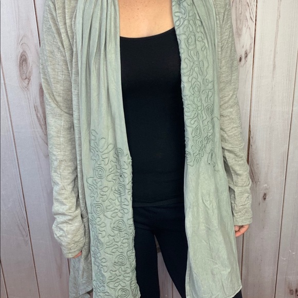 Grey handkerchief cardigan - Picture 3 of 8